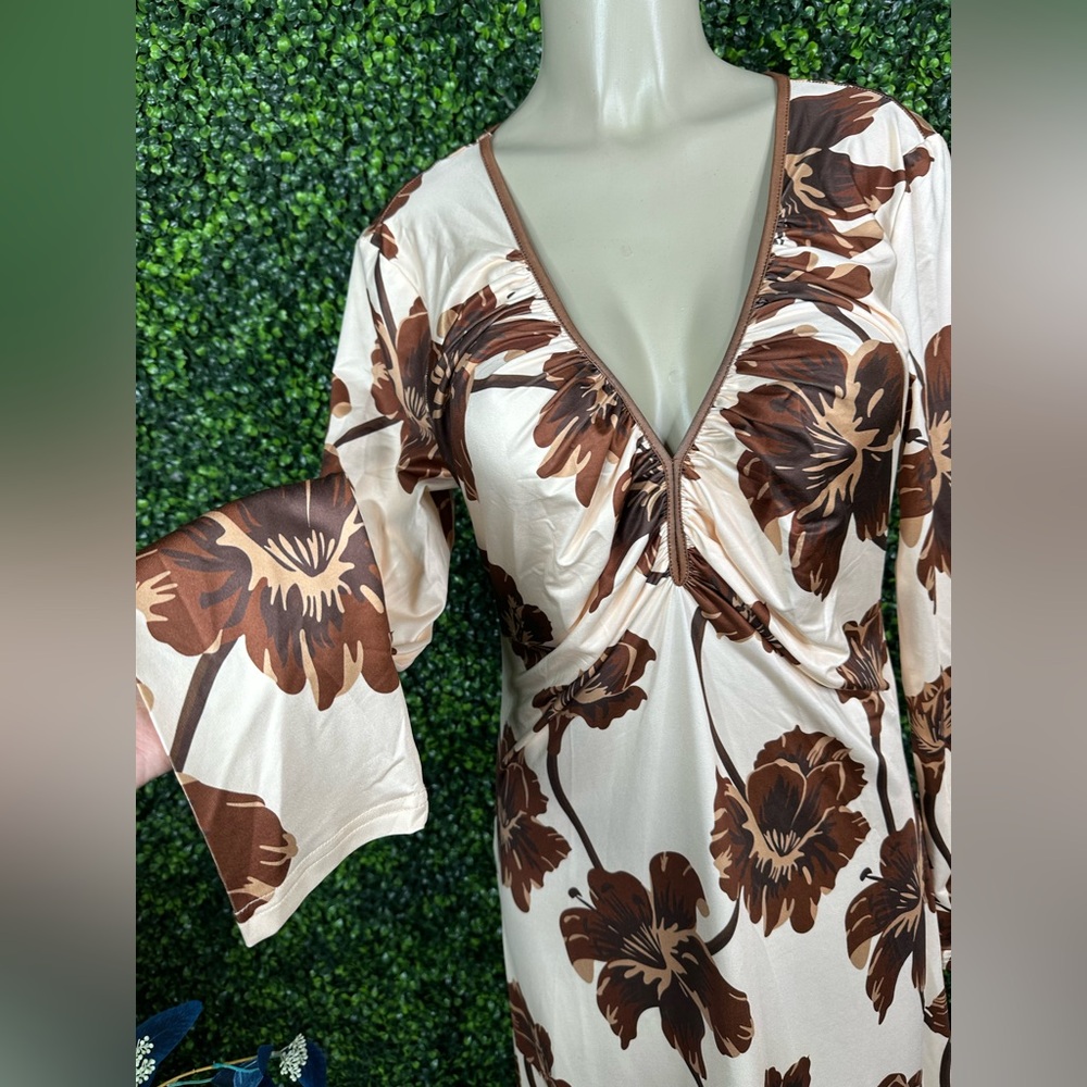 Nwt Commense Floral v neck maxi Long Sleeve Dress - Cream and Brown - Picture 9 of 16